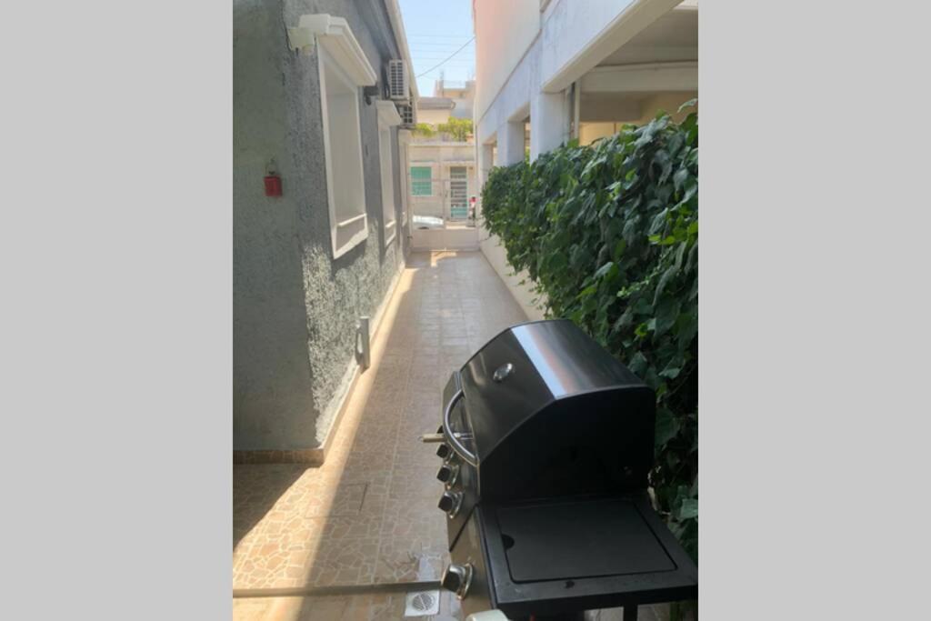 Ανακαινισμενη Μονοκατοικια 125 Τμ Στο Κεντρο Με Κηπο Villa Mesolóngion Eksteriør bilde
